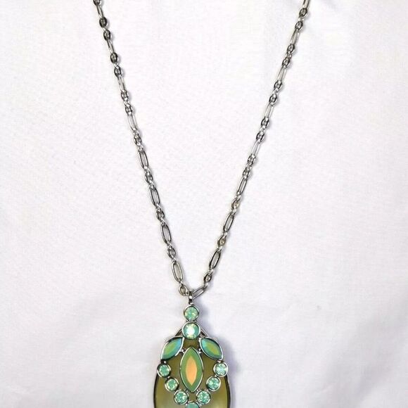 Beautiful Lia Sophia "CRYSTAL COVE"  Pendant Necklace,  30-33", NWOT - Picture 10 of 12